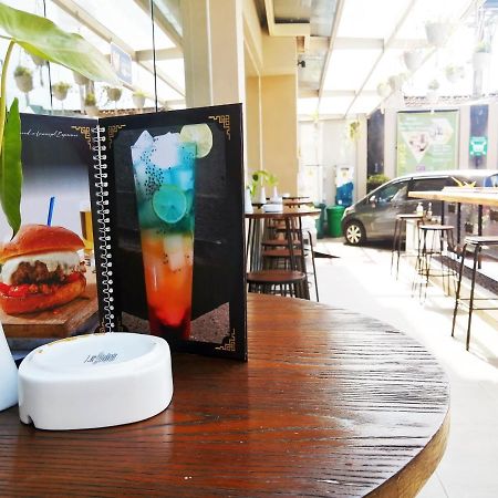 DOM Hotel Jogja Ngaglik Eksteriør bilde